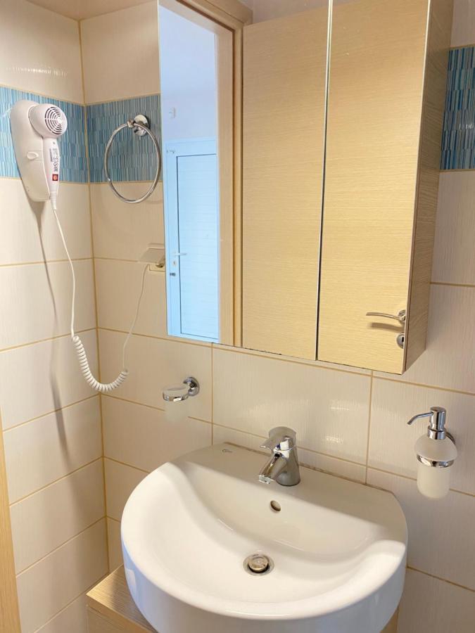 Seaside One-Bedroom On Chalkis Exterior photo