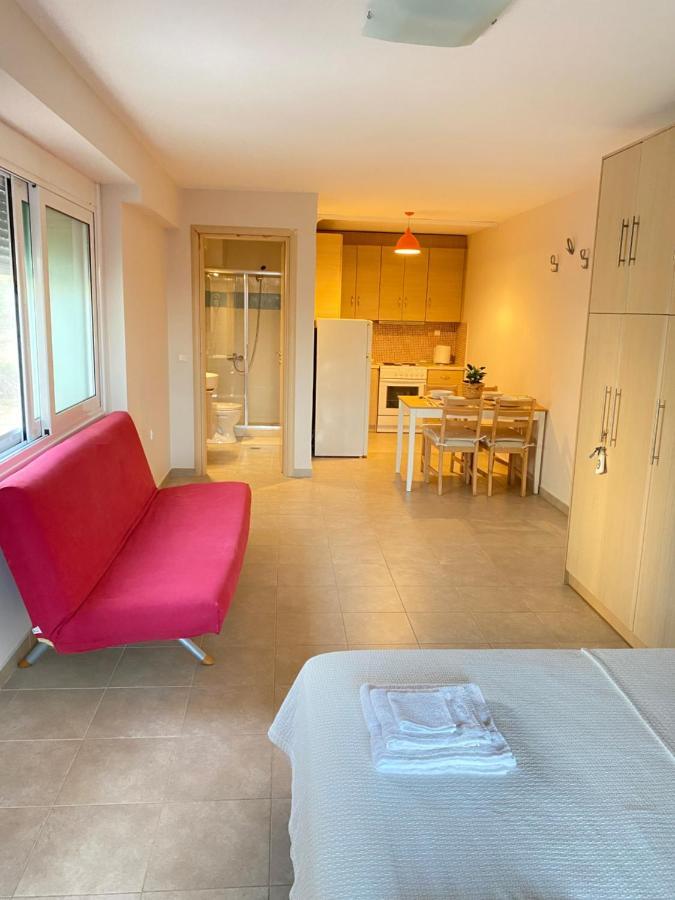 Seaside One-Bedroom On Chalkis Exterior photo